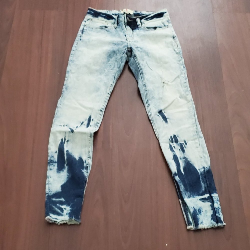 Red Jeans Women's Acid Wash Skinny Jeans size 3/4.